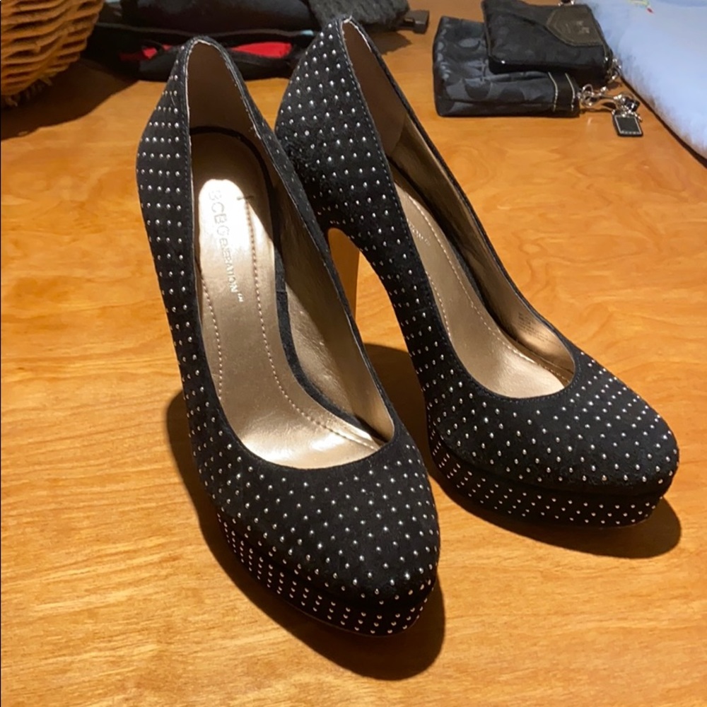 Like new BGBG Generation Heels